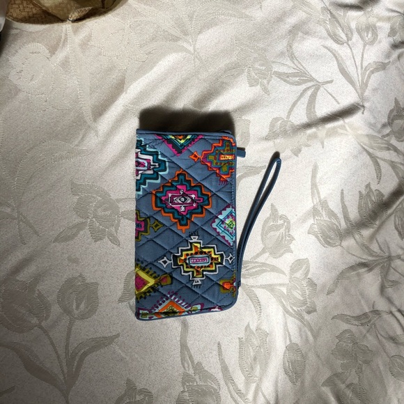 NWT Vera Bradley RFID Wristlet front zip Wallet - Picture 7 of 8